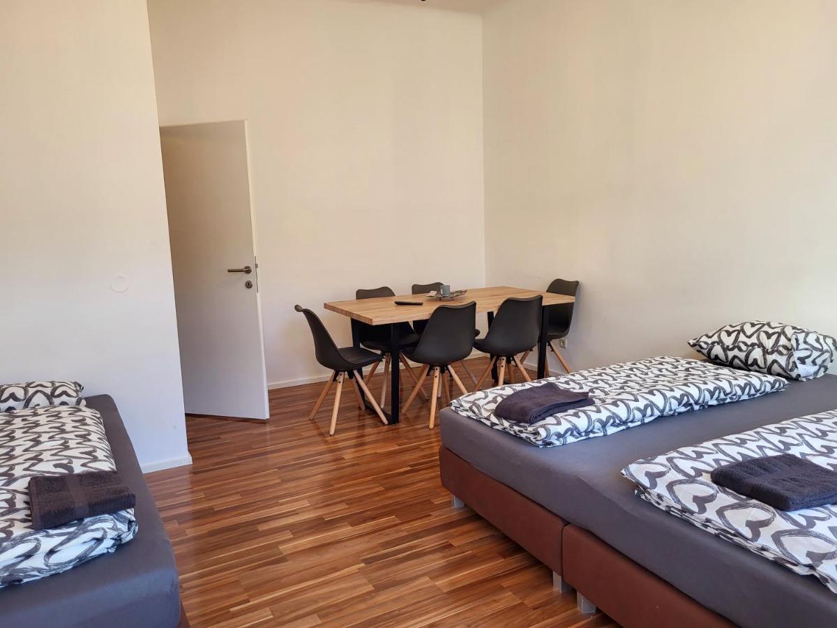 Apartment Schweglerstrasse - Near Stadthalle Viena Exterior foto